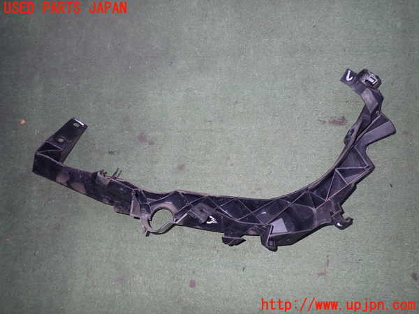 2UPJ-23761140]BMW 320i(VA20)(E90)右ヘッドライトリム 中古_m0002.jpg