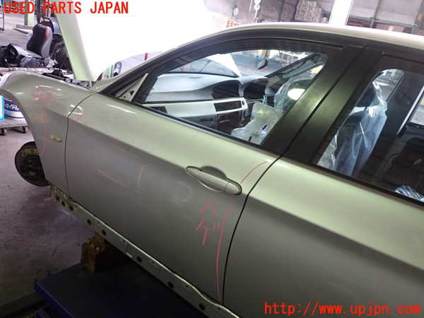 2UPJ-23761260]BMW 320i(VA20)(E90)左前ドア (43R-00083 M272) 中古_m0001.jpg