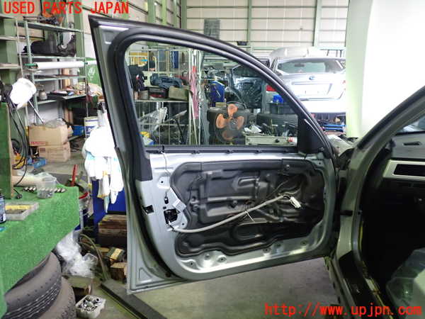 2UPJ-23761260]BMW 320i(VA20)(E90)左前ドア (43R-00083 M272) 中古_m0005.jpg