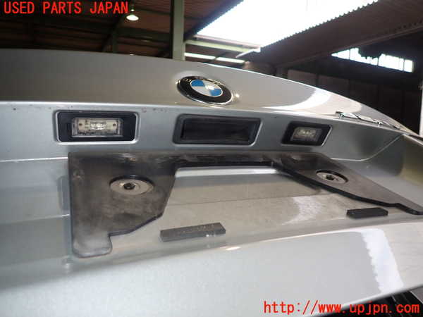 2UPJ-23761500]BMW 320i(VA20)(E90)トランク 中古_m0002.jpg