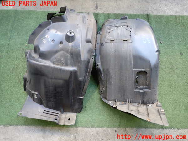 2UPJ-23761090]BMW 320i(VA20)(E90)右前フェンダーライナー 中古_m0001.jpg