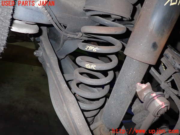 2UPJ-23765100]BMW 320i(VA20)(E90)右リアスプリング 中古_m0001.jpg