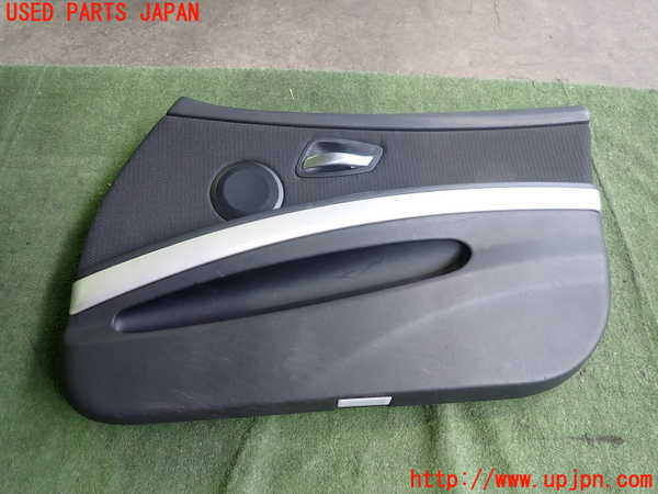 2UPJ-23761234]BMW 320i(VA20)(E90)右前ドア内張り 中古_m0001.jpg