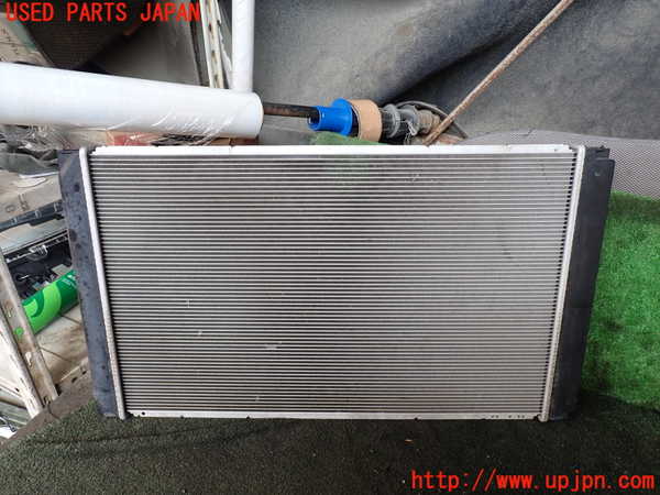 1UPJ-23772321]エスティマ(ACR55W)ラジエーター1 中古_m0002.jpg