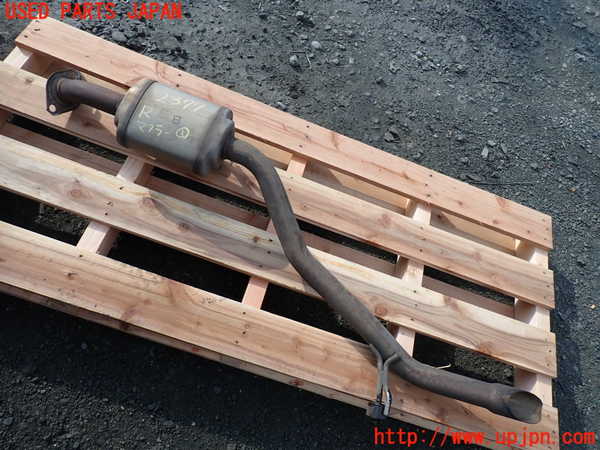 1UPJ-23772671]エスティマ(ACR55W)リアマフラー1 中古_m0001.jpg