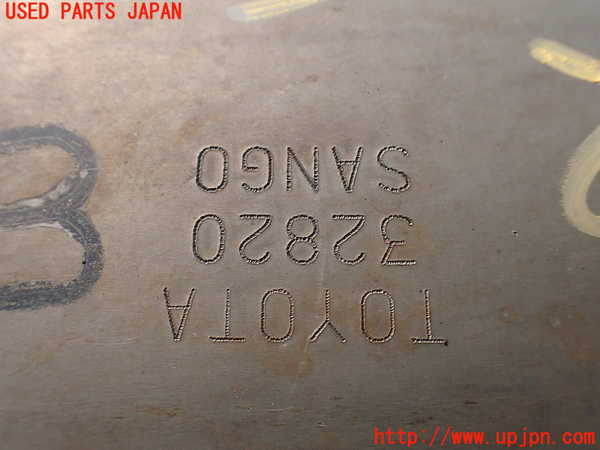 1UPJ-23772671]エスティマ(ACR55W)リアマフラー1 中古_m0004.jpg