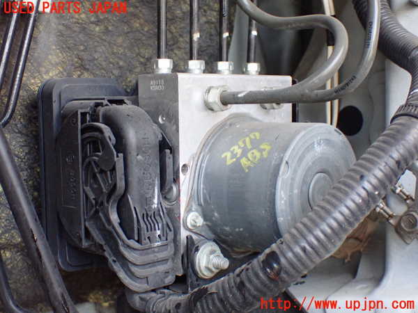1UPJ-23774040]エスティマ(ACR55W)ABSアクチュエーター 中古_m0001.jpg