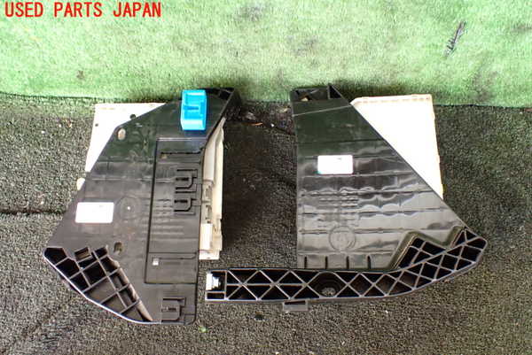 1UPJ-23776741]エスティマ(ACR55W)ヒューズボックス1 中古_m0002.jpg