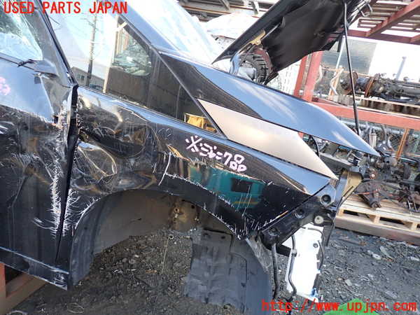 5UPJ-23791080]セレナ e-POWER(GFC28)右前フェンダー ジャンク部品取り_m0001.jpg