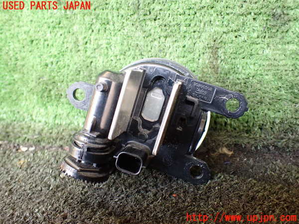 1UPJ-23791180]セレナ e-POWER(GFC28)右フォグ 中古_m0002.jpg