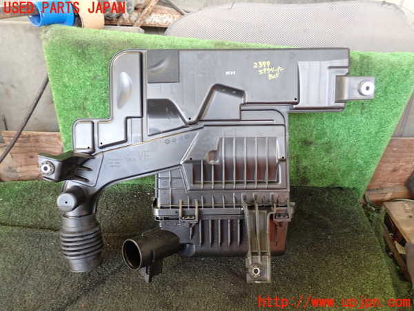1UPJ-23792560]セレナ e-POWER(GFC28)エアクリーナーボックス 中古_m0003.jpg