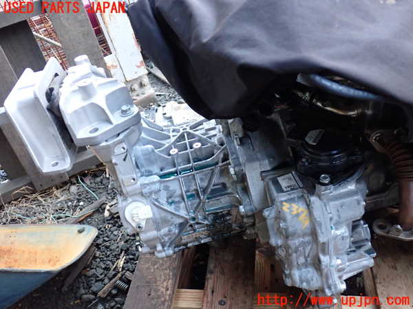 1UPJ-23793010]セレナ e-POWER(GFC28)ミッション AT HR14DDe 中古_m0002.jpg