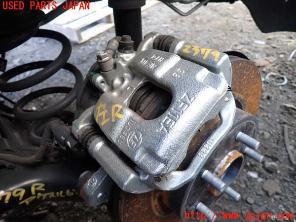 5UPJ-23794095]セレナ e-POWER(GFC28)左リアキャリパー 中古_m0001.jpg