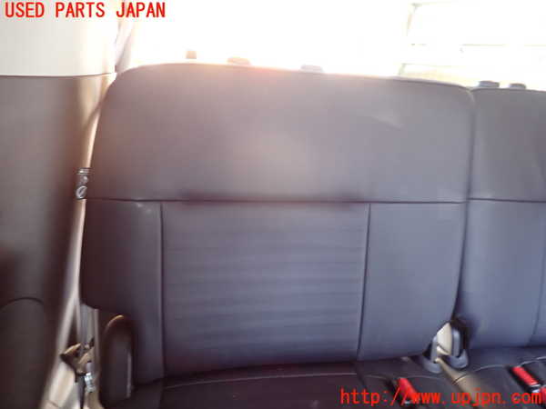 1UPJ-23797235]セレナ e-POWER(GFC28)右3列目シート 中古_m0002.jpg