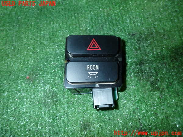 5UPJ-23806290]アルファードハイブリッド(ATH10W)ハザードスイッチ 中古_m0001.jpg