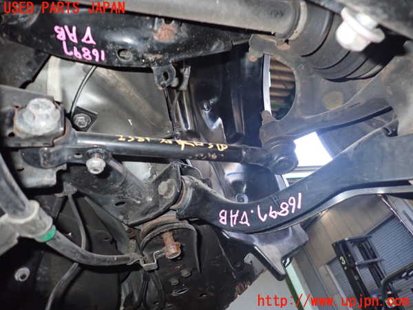 5UPJ-23815200]WRX STI(VAB)右リアロアアーム1 中古_m0001.jpg