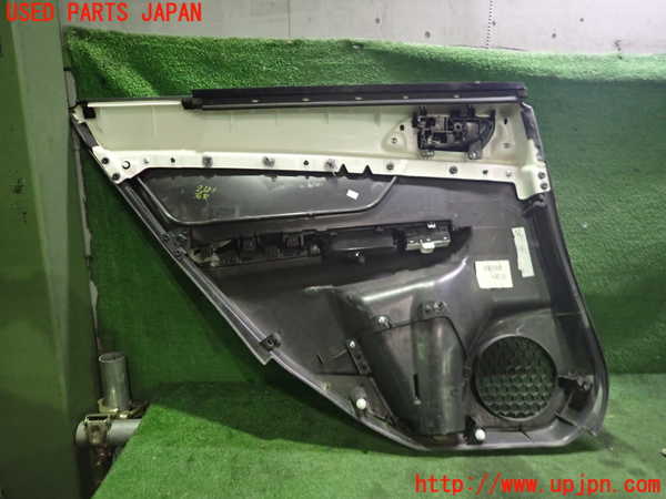 2UPJ-23811294]WRX STI(VAB)右後ドア内張り 中古_m0002.jpg