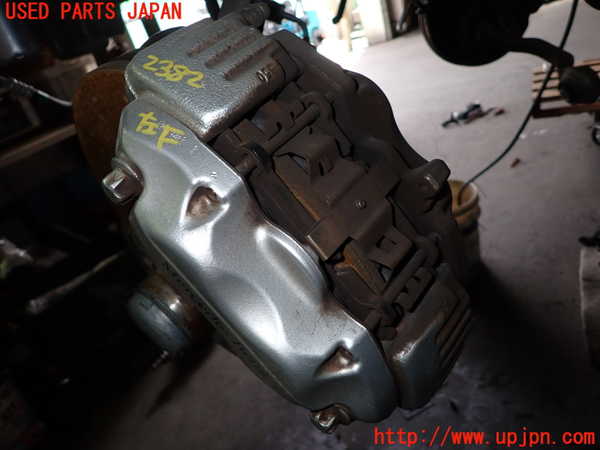 1UPJ-23824085]ベンツ SL350(R230)(230458)左フロントキャリパー 中古_m0001.jpg