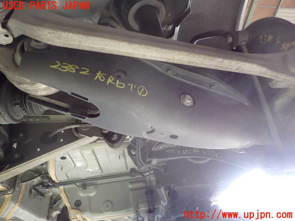 5UPJ-23825200]ベンツ SL350(R230)(230458)右リアロアアーム1 中古_m0001.jpg