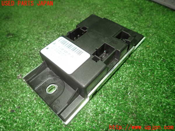 5UPJ-23826148]ベンツ SL350(R230)(230458)コンピューター3 A 230 820 95 26 中古_m0001.jpg