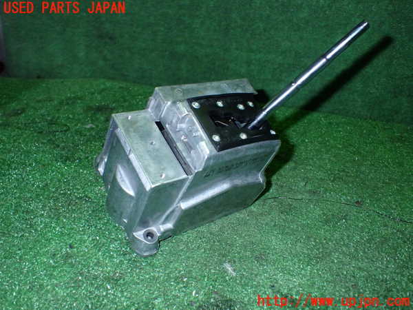 1UPJ-23827555]ベンツ SL350(R230)(230458)ATシフトレバー 中古_m0001.jpg