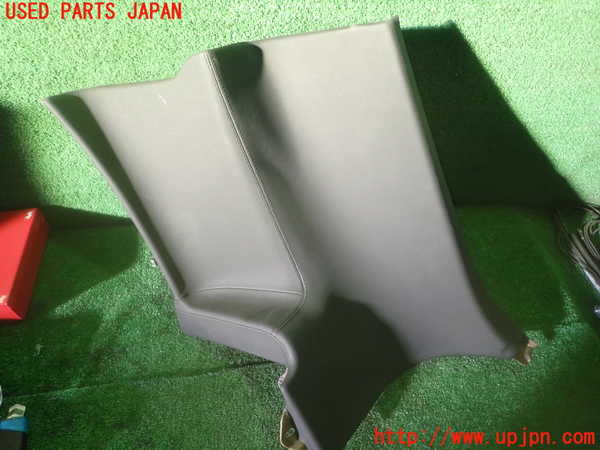 5UPJ-23827680]ベンツ SL350(R230)(230458)左リアピラートリム 中古_m0001.jpg