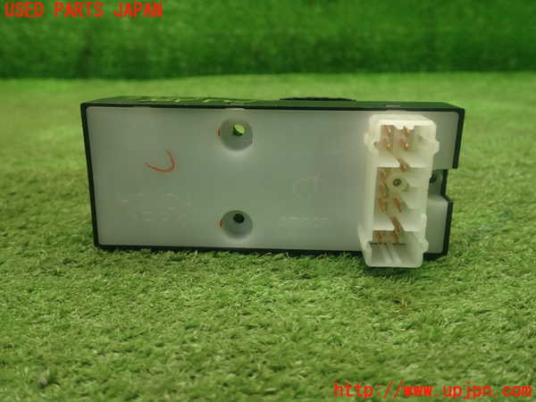 1UPJ-23836240]バモス(HM1)右前パワーウィンドウスイッチ 中古_m0003.jpg