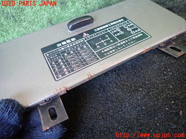 1UPJ-23847516]三菱ジープ(J56)グローブボックス1 中古_m0002.jpg