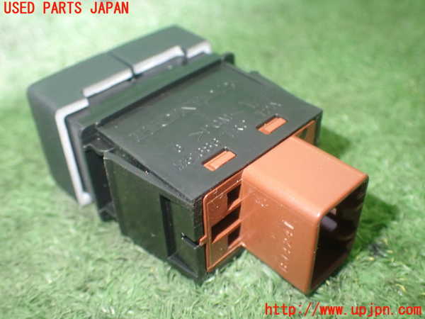1UPJ-23856309]ステップワゴン スパーダ ハイブリッド(RP5)スイッチ4 (プリクラッシュ) 中古_m0003.jpg