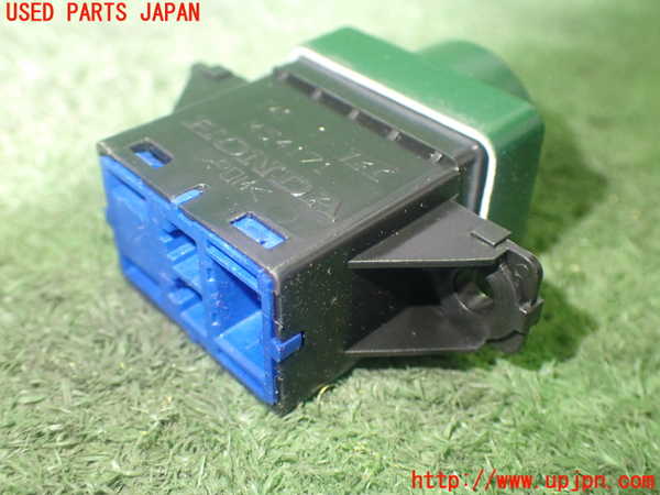 1UPJ-23856310]ステップワゴン スパーダ ハイブリッド(RP5)スイッチ5 (ECON) 中古_m0003.jpg