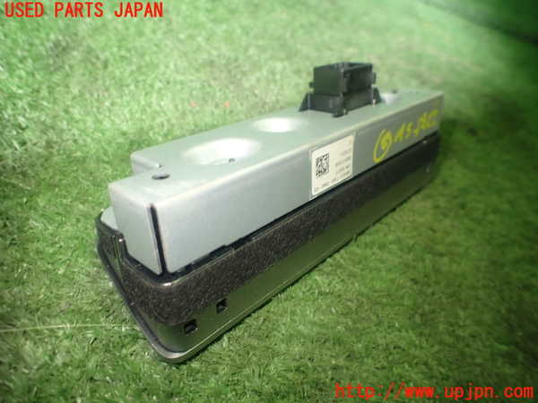 5UPJ-23856313]ステップワゴン スパーダ ハイブリッド(RP5)スイッチ8 (オーディオ等) 中古_m0003.jpg