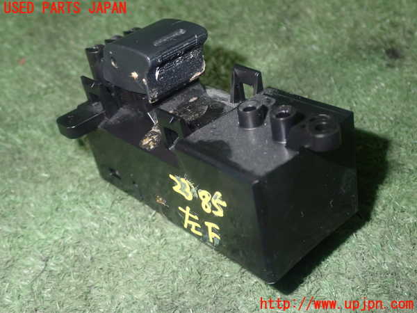5UPJ-23856245]ステップワゴン スパーダ ハイブリッド(RP5)左前パワーウィンドウスイッチ 中古_m0002.jpg