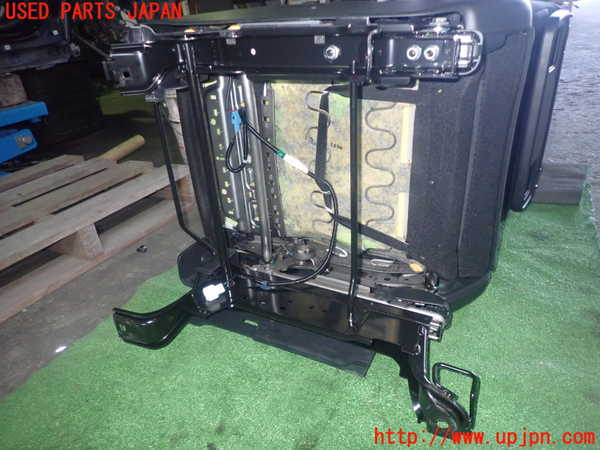 5UPJ-23857035]ステップワゴン スパーダ ハイブリッド(RP5)運転席シート 中古_m0005.jpg