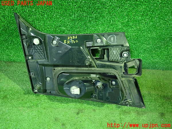 1UPJ-23861550]ヴェルファイア(AGH30W)右リアフィニッシャー 中古_m0002.jpg