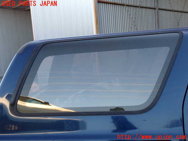 2UPJ-23871380]ハイラックスサーフ N130系 4ドア(KZN130W)右クォーターガラス (43R-00073 M2A45) 中古_m0001.jpg