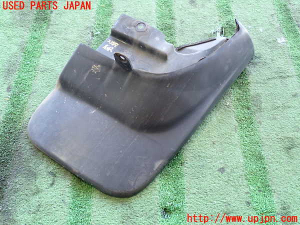 2UPJ-23871454]ハイラックスサーフ N130系 4ドア(KZN130W)右リアマッドガード(泥除け) 中古_m0001.jpg