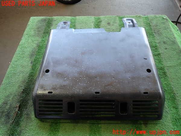 2UPJ-23871721]ハイラックスサーフ N130系 4ドア(KZN130W)アンダーカバー1 中古_m0001.jpg