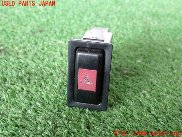 2UPJ-23876290]ハイラックスサーフ N130系 4ドア(KZN130W)ハザードスイッチ 中古_m0001.jpg