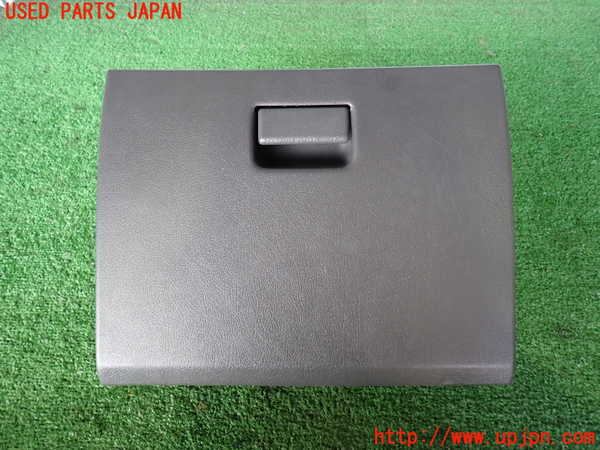 2UPJ-23877516]ハイラックスサーフ N130系 4ドア(KZN130W)グローブボックス1 中古_m0001.jpg