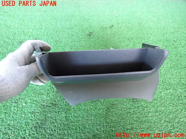 2UPJ-23877841]ハイラックスサーフ N130系 4ドア(KZN130W)小物入れ1 中古_m0001.jpg