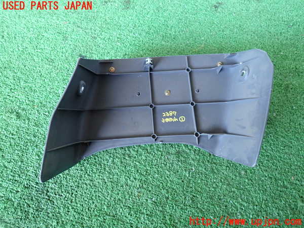 2UPJ-23877841]ハイラックスサーフ N130系 4ドア(KZN130W)小物入れ1 中古_m0004.jpg