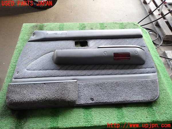 2UPJ-23871234]ハイラックスサーフ N130系 4ドア(KZN130W)右前ドア内張り 中古_m0001.jpg
