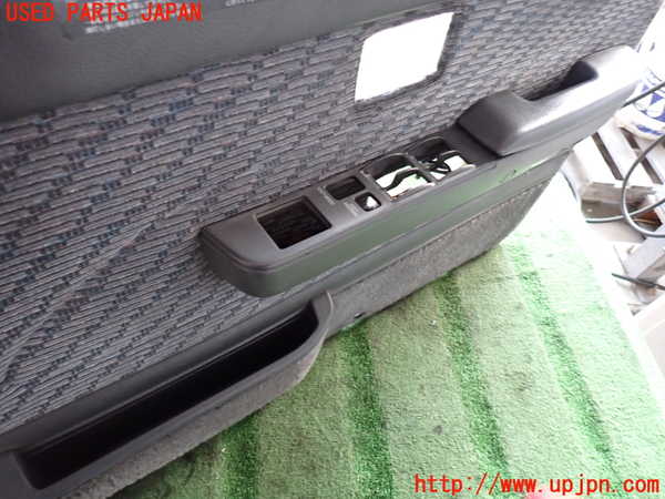 2UPJ-23871234]ハイラックスサーフ N130系 4ドア(KZN130W)右前ドア内張り 中古_m0003.jpg