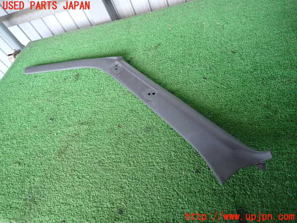 2UPJ-23877660]ハイラックスサーフ N130系 4ドア(KZN130W)左フロントピラートリム 中古_m0001.jpg