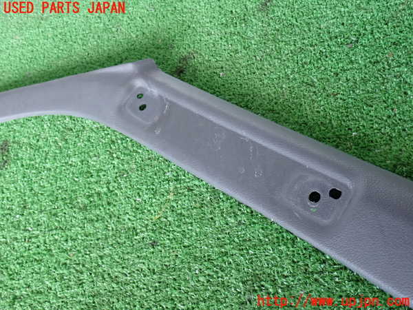 2UPJ-23877660]ハイラックスサーフ N130系 4ドア(KZN130W)左フロントピラートリム 中古_m0002.jpg