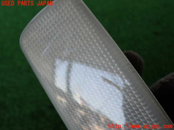 2UPJ-23876413]ハイラックスサーフ N130系 4ドア(KZN130W)ルームランプ3 (真中 ラゲッジ) 中古_m0002.jpg