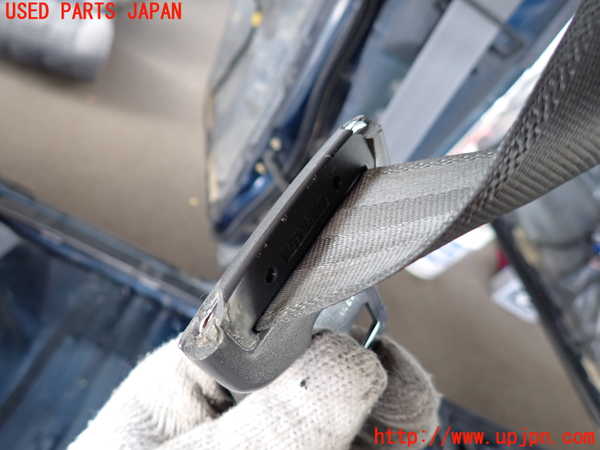 2UPJ-23877075]ハイラックスサーフ N130系 4ドア(KZN130W)助手席シートベルト 中古_m0002.jpg