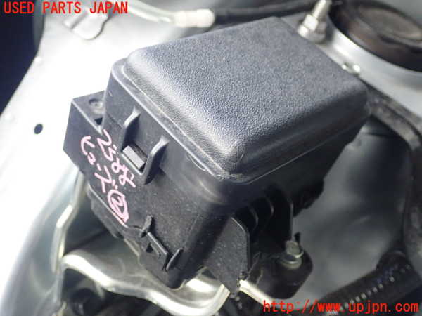 2UPJ-23886742]ルーミー(トール)(M910A)ヒューズボックス2 中古_m0001.jpg