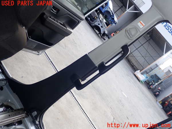 2UPJ-23887665]ルーミー(トール)(M910A)右センターピラートリム 中古_m0001.jpg