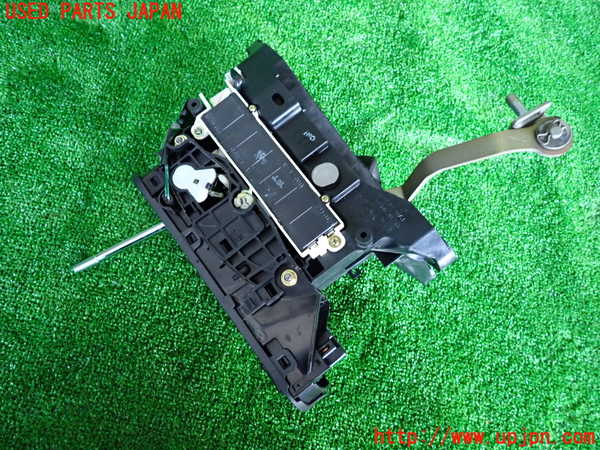 2UPJ-23907555]ソアラ(UZZ40)ATシフトレバー 中古 レクサス・SC430_m0002.jpg